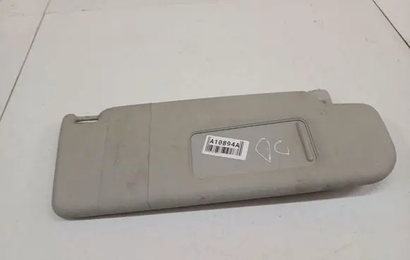 Volkswagen Golf V Sun visor