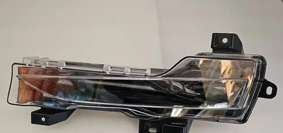 Tesla Model 3 Front fog light 1077391-00-E 107739100E 1077391