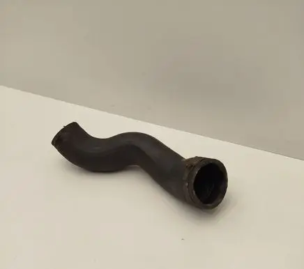 Volvo V70 Intercooler hose/pipe 30680218