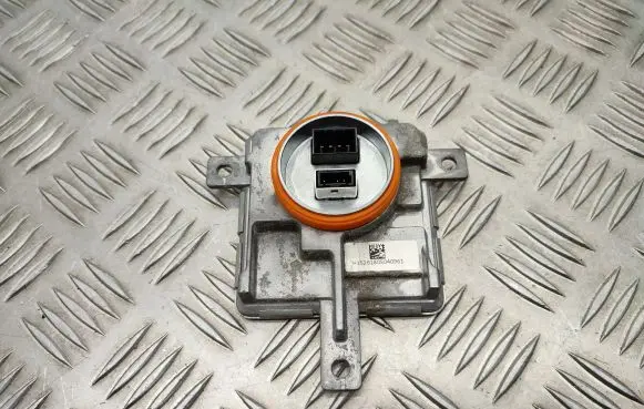 Land Rover Range Rover Evoque L538 Headlight ballast module Xenon 1036060061