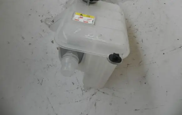 Jaguar I-Pace Coolant expansion tank/reservoir J9D38A080BD VD18180