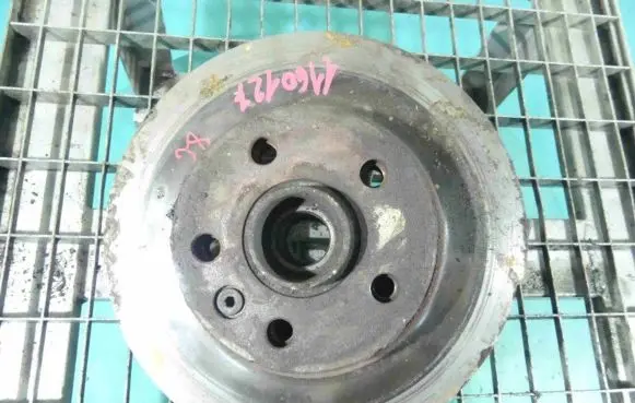 Volkswagen Transporter - Caravelle T4 Front wheel hub spindle knuckle IMPRK1160127