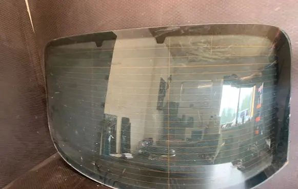 Volkswagen PASSAT CC Rear windscreen/windshield window 43R000046 E000260 DOT22M4012AS2