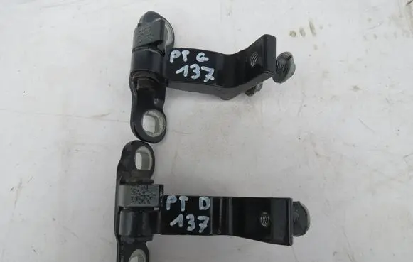 Volvo S90, V90 Rear door lower hinge 31371587 31424588