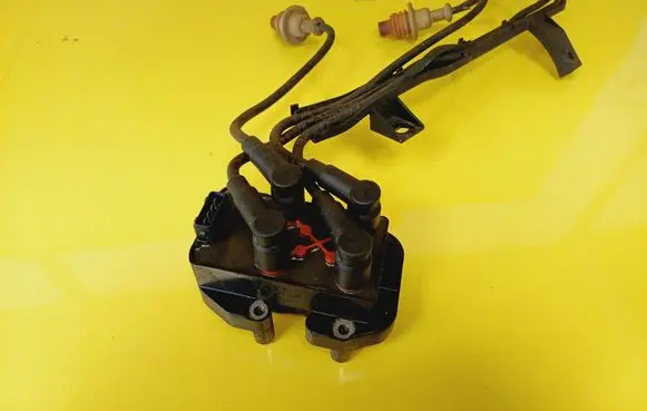 Citroen ZX High voltage ignition coil 0221503422 BAE04