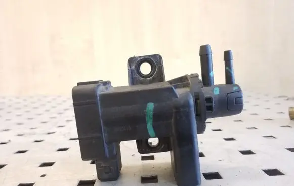 Opel Antara Turbo solenoid valve 25183170