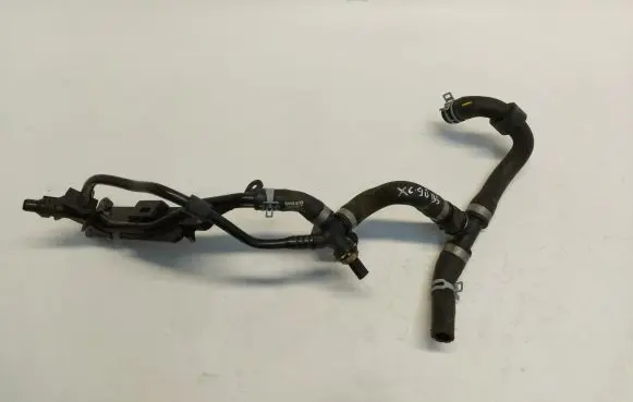Volvo XC90 Engine coolant pipe/hose 32222677