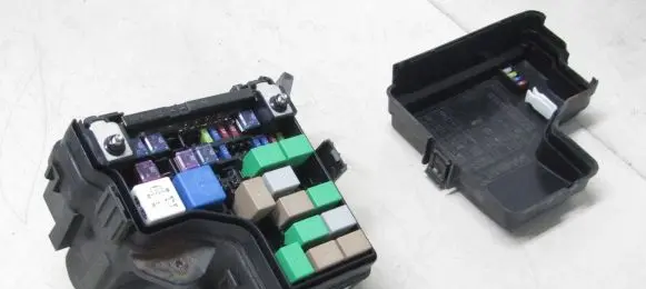 Hyundai Veloster Fuse box set 91210-2V231