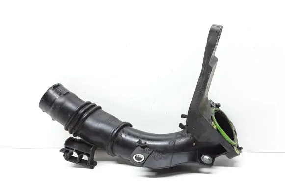 Volvo C30 Intercooler hose/pipe AV6Q9351BC