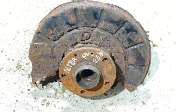 Seat Altea Front wheel hub spindle knuckle