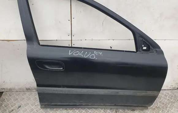 Volvo V70 Front door