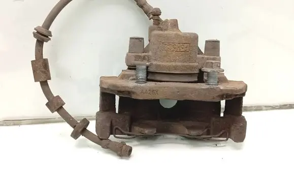 Volvo V40 Front brake caliper