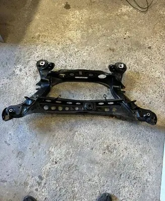 Mercedes-Benz E W210 Rear subframe 