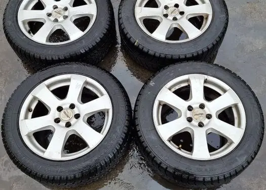 Volkswagen Polo R16 alloy rim 