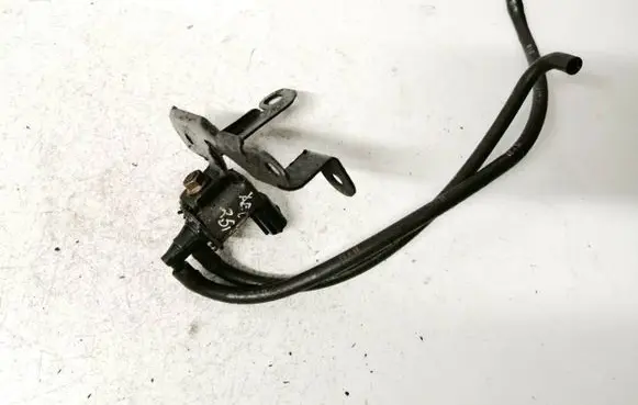 Mazda 626 Turbo solenoid valve k5t48075 7114