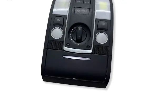 Audi Q7 4L Front seat light 4L0947135P