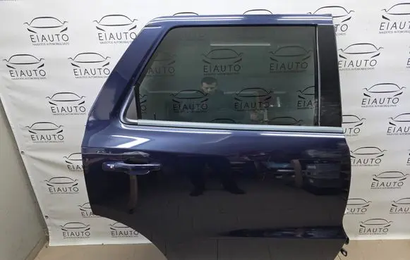 Dodge Durango III Rear door
