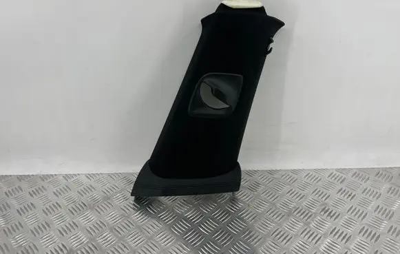 BMW 6 G32 Gran Turismo (B) pillar trim (top) 7380682