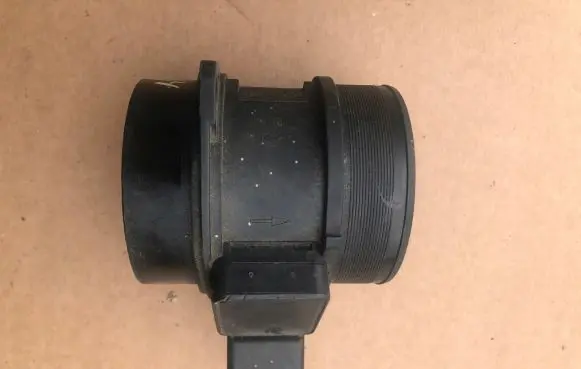 Citroen C5 Mass air flow meter 9632215280