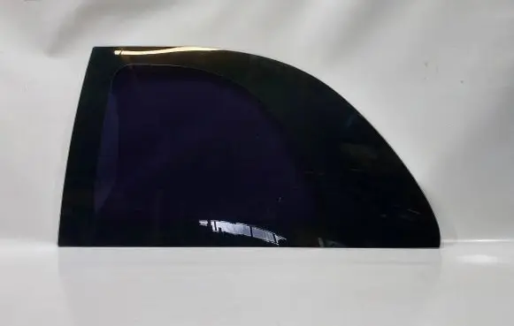 Chrysler Grand Voyager IV Rear side window