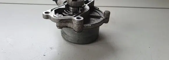 Hyundai i30 Vacuum pump