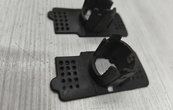 Volvo XC60 Front parking sensor holder (PDC) 30796173 30796174