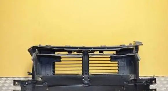 Chevrolet Blazer Radiator support slam panel 84160577
