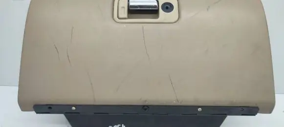 Jaguar X-Type Glove box