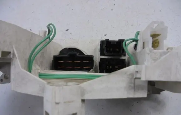 Mitsubishi Galant Air conditioning/heating control unit MR216138