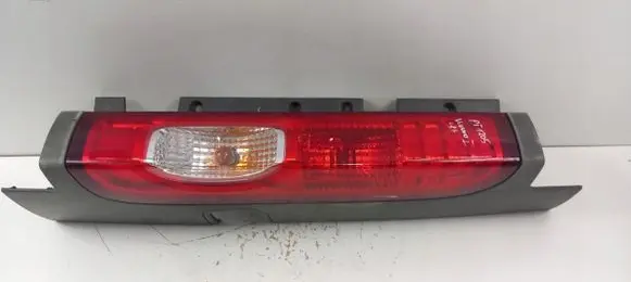 Opel Vivaro Rear/tail lights