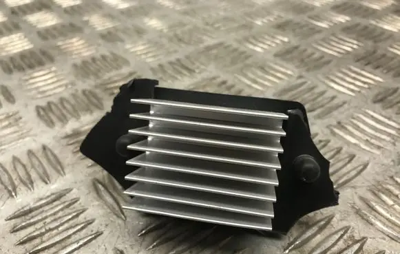 Lexus GS 250 350 300H 450H Heater blower motor/fan resistor 0778000710