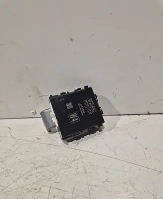 Toyota RAV 4 (XA50) Window wiper relay 8594042040