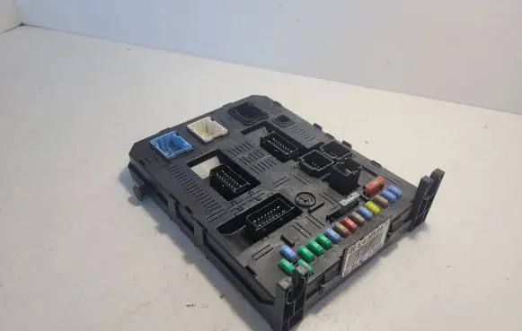 Peugeot 407 Comfort/convenience module 9661940180 BSI2004H02 01150206