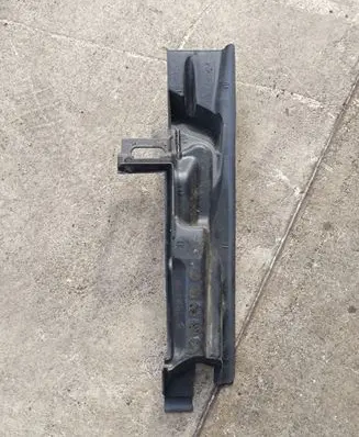 BMW 5 E60 E61 Other engine bay part 6950226