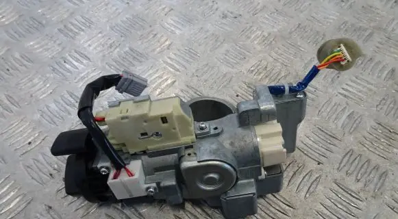 Nissan Qashqai Ignition lock