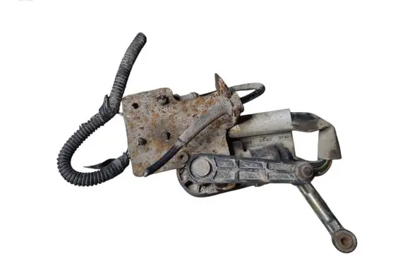 Nissan Primera Headlight level adjustment motor 53821AU300