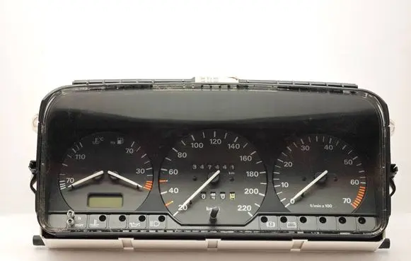 Volkswagen PASSAT B4 Speedometer (instrument cluster) 3A0919033 3A0919059