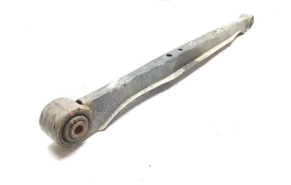 Nissan Navara D23 Rear upper control arm/wishbone