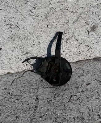 Jeep Grand Cherokee Front wheel hub spindle knuckle