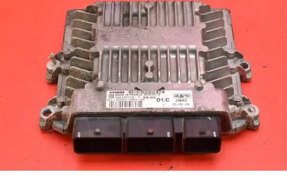 Volvo V50 Engine control unit/module ECU 30729518