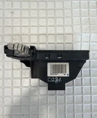 Audi A4 S4 B8 8K Battery relay fuse 4F0915519