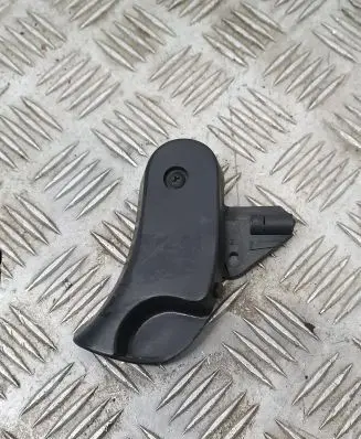BMW 5 E39 Engine bonnet (hood) release handle 8223163