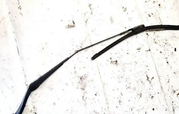 Volvo S80 Front wiper blade arm 30655054