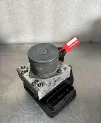 Volkswagen Up Master brake cylinder