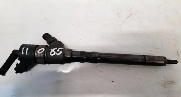 KIA Carens I Fuel injector 3380027010