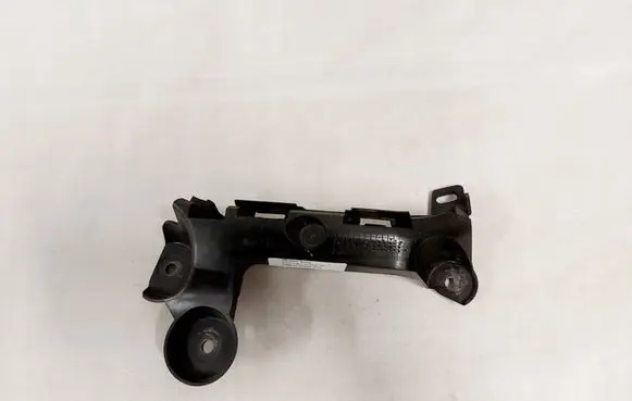 Citroen DS3 Front bumper mounting bracket 09683742980