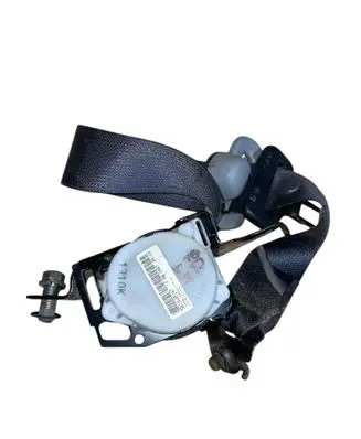 Honda Civic Rear seatbelt