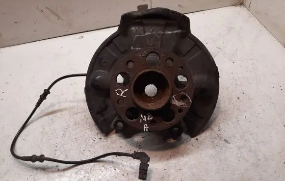 Mercedes-Benz A W168 Front wheel hub