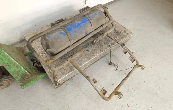 Volkswagen PASSAT B7 LP gas tank 3C0201870C 3AA201158