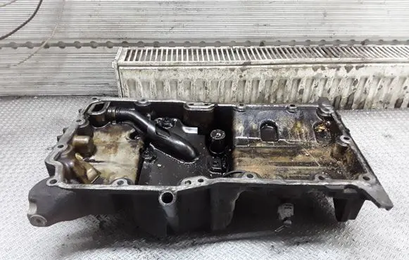Opel Zafira B Oil sump 55557090
